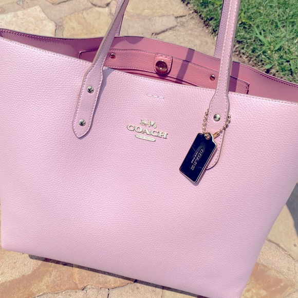 Baby Pink Coach Tote!💕 - Picture 2 of 10